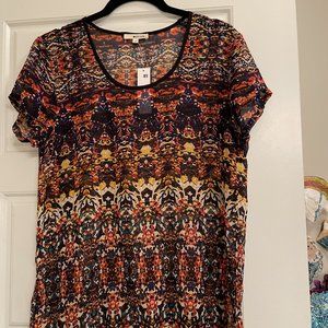 LAmade, Totem Print Hi/Lo short sleeve top, NWT, Sizes: XS,S,S, NEW